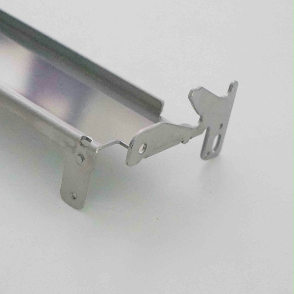 不銹鋼五金沖壓件尾部細(xì)節(jié)