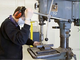 五金沖壓有限公司怎么樣？