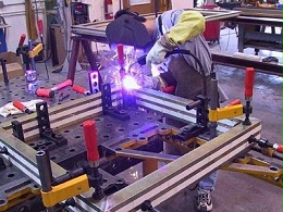 謝崗鈑金加工廠如何確保落料品質(zhì)管理？