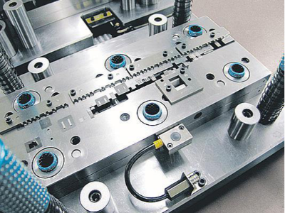 制作五金沖壓連續(xù)模時要注意的細節(jié) 制作五金沖壓連續(xù)模時要注意的細節(jié)