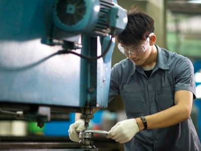 五金沖壓件外發(fā)加工,關(guān)于精密沖壓與超精密沖壓-深圳誠瑞豐五金沖壓廠