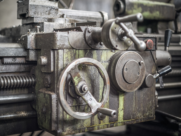 五金沖壓加工件的適用領域和技術優(yōu)勢都有哪些內(nèi)容？