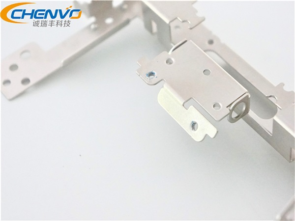 如何控制好精密五金沖壓加工件的凹凸？